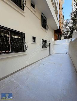 Esenler Menderes'te Kiralık Sıfır Daire Bahçe Kullanımlı 2+1