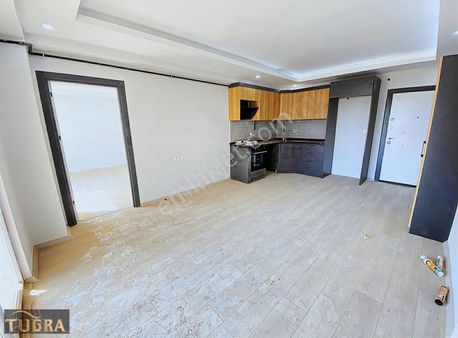 Limitsiz Kredili Alaçatı Civarında Geniş Sıfır Satılık 1+1 Daire