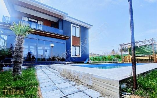 Tuğra'dan Yenice'de Müstakil Havuzlu Villa