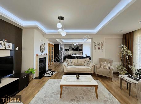 Tuğra'dan Açı Koleji Civarı Site İçerisinde 4+1 Satılık Dubleks!