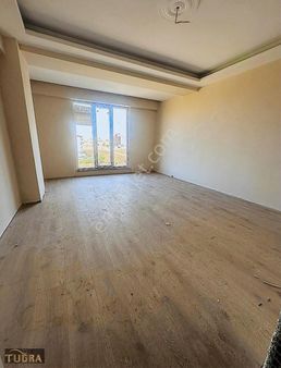 Tuğra'dan Marmaracık Mah.'de 1 Aya Teslim 2+1 Arakat Satılık