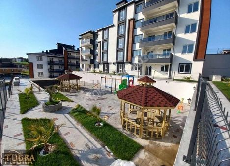 Tuğra'dan Rumelide Havuzlu Site İçerisinde Lüks 2+1 Daire
