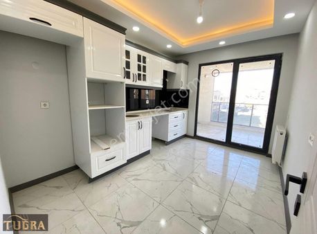 Rumeli Mahallesin'de Kat Ve Cephe Seçenekli Satılık 2+1 Daireler