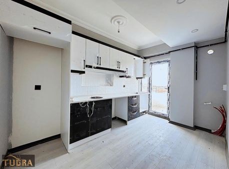 Tuğra'dan Sağlık Mah.kat Ve Cephe Seçenekli Sıfır 2+1 Satılık