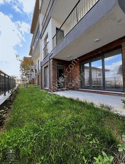 Bahçeşehir Vadi Evleri 1.etap Satılık 2+1 Bahçe Katı 8.800.000tl