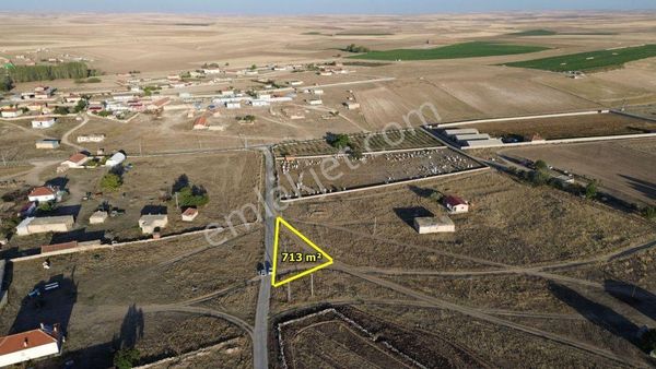 Yunak Çayırbaşında 713 M2 Müstakil Tapulu Konut İmarlı Arsa