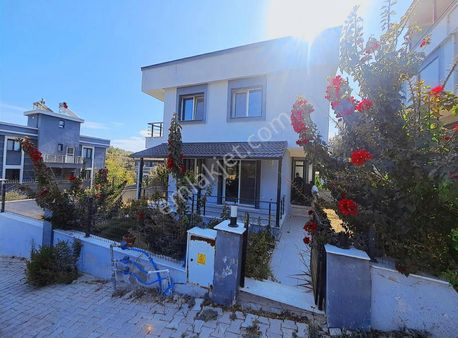İzmir Seferihisar Ürkmez De Satılık 3+1 Villa