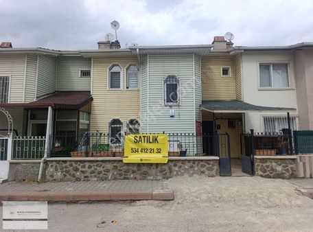 Cadde Üstü Mükemmel Lokasyon 130 M Yapili Firsat