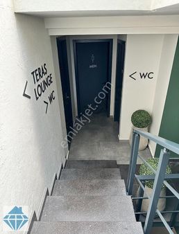 Vadi İstanbul Avm Yanında Öğrenciye Uygun Suits Collection 2+0