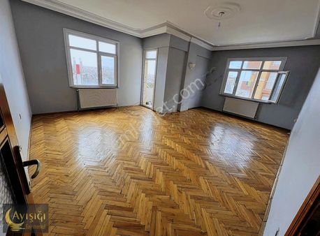 Gebze Osman Yılmaz Mh. Develı Durağında 3 + 1 Kiralık Daire