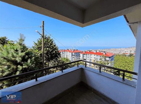 Vip Gayrimenkul Den Karşıyaka Da 3+1 Kiralık Daire