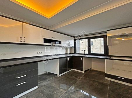 Başkent Yapı'dan Sıfır Binada 3+1 Ebeveyn Banyolu Daire