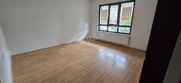 Merkez Emlak 2+1 Yüksek Giriş Ön Cephe 90 M2 Geniş Kullanışlı