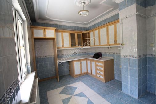 Aksaray Merkez Meydan Mahallesi 3+1 Yüksek Giriş Kiralık Daire