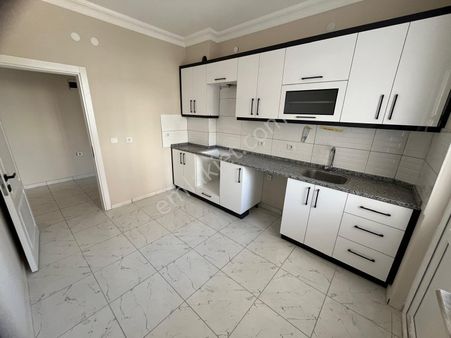 B.onat Cadde Üstü Tadilat Yapılıp Yenılenmis Geniş 3+1 1.katta