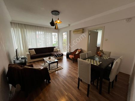 Asil'den Üçkuyularda Demokrasi Üniv. Yakını Köşe Arakat Eşyalı