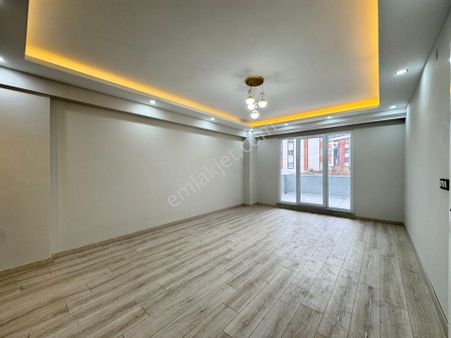 Tokay'dan Merkezi Konum 2+1 Yüksek Giriş Sıfır Kombili Teraslı Daire