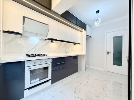 ▶ ▶ Akçay Körfez'den Altınkum'da Ön Cephe Ara Kat 2+1 Satılık Daire