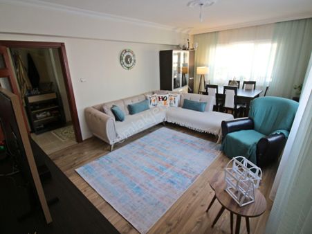 Özgüneş Tren İstasyonu Yakını 3+1 Ön Cephe Ara Kat Daire