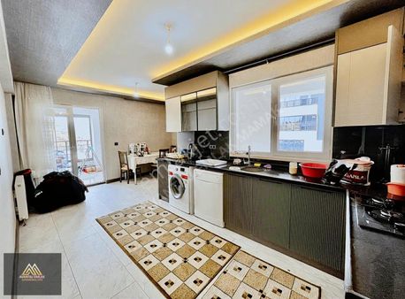 ^^avantaj'dan Yeşilbayır'da Site İçerisinde Geniş Balkonlu 2+1