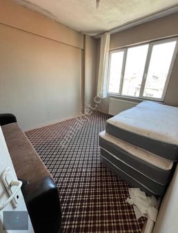 Çorlu Çarşı İçinde Eşyalı Bekara Uygun Kiralık 2+1 Daire