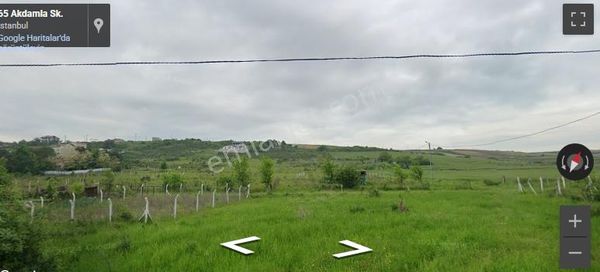Arnavutköy Yeniköyde Satılık Tarla , 266 M2 Müstakil Yolu Var Merkezde