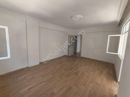 Sedir Mahallesi Katta Satılık 3+1 İçi Yapılı Satılık Daire