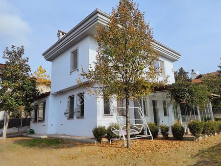 Bursa Mudanya Bademli'de Kiralık Villa