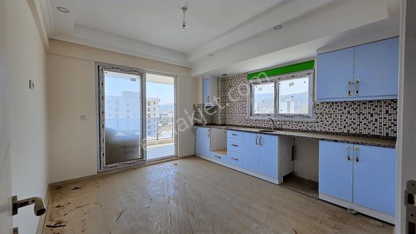 Antalya Kumluca Cumhuriyet Mah. Gödene Cad. Üzeri 3+1