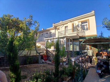 Kervansaray Çatı Yapıda 2 Katlı Müstakil Ev Yalıtımlı 3+1