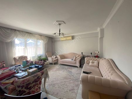 Acill Buca Yıldız Mah.de Hastane Yakını 3+1 110m2 Dgazlı Ayrı Mutfak Satılık Daire