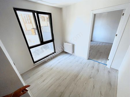 *resa Pro* Karadolap'da 65 M²+ 20 M² 1+1 Teraslı Satılık Daire