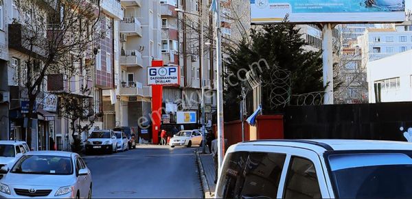 *resa Pro* Havuzbaşı Çeşme Cad. 400 M² Kiralık Dükkan