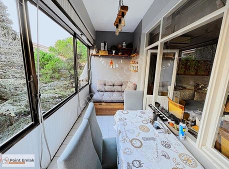 Acıbadem Çakmak Sitesi'nde Eşyalı Kiralık Geniş Aydınlık Daire