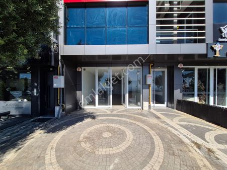 Delux'den Fsm Bulvarı Üzerinde Tabela Değeri Yüksek Dükkan