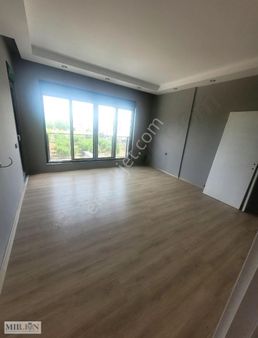 Döşemealtı Bahçeyaka Da Uygun Fiyata Satılık Tripleks Villa