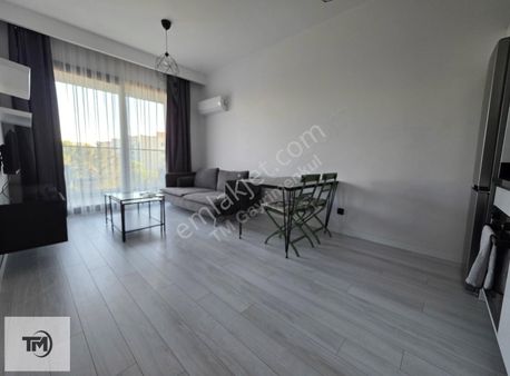 Yaşar Ve Ege Ünv. Yakını - Full Eşyalı Pi Sitesinde 1+1 Kiralık