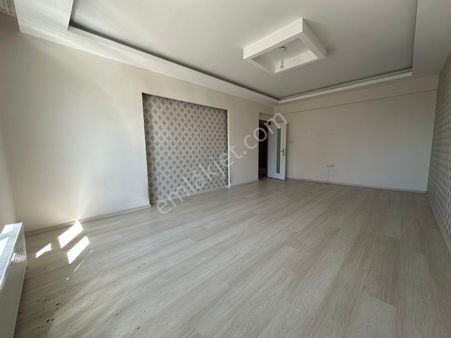 Kayseri Üniversitesi Yanında Acil Satılık