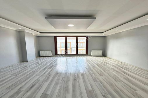 Merkezi Lokasyonda Geniş Ve Ferah 2+1 Lüx Tasarım Satılık Daire