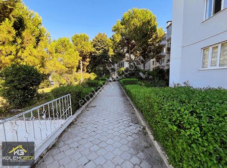 Kınıklı Mahallesi Emsan Evlerinde Kiralık 2+1 Daire