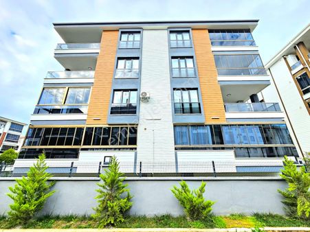 ▶ ▶ Akçay Körfez'den Kapalı Otoparklı Sıfır Satılık 1+1 Modern Daire