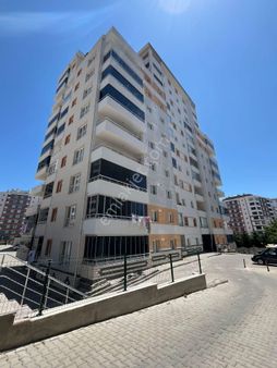 Erkilet Osmangazi De Satılık Ara Kat Fırsat Daire