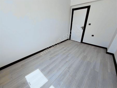 /lider Gayrimenkul'den/yeşiltepede Oturuma Hazır 2+1 Giriş Daire