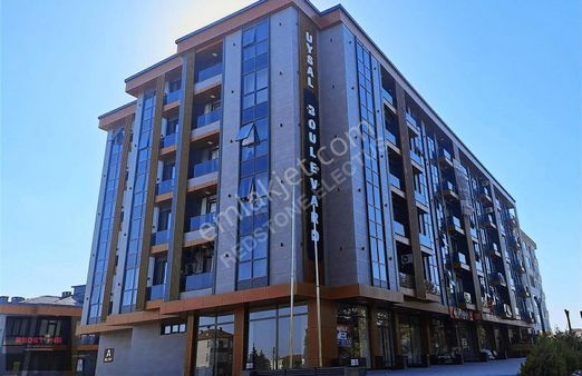 Redstone'dan Uysal Boulevard'da Kiralık 1+1 Daire