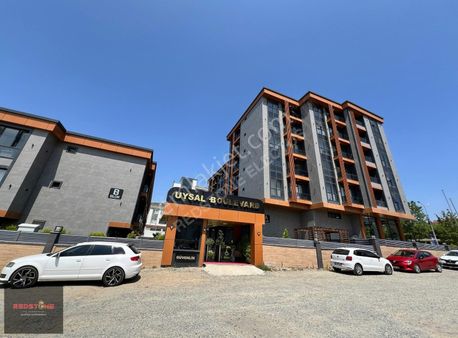 Redstone'dan Uysal Boulevard'da Satılık 1+1 Daire