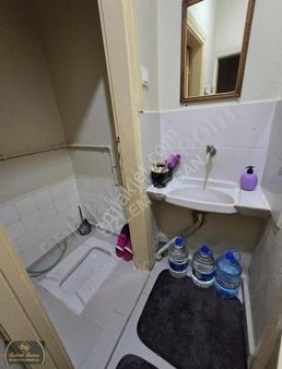 Karıköy Mahallesi Çarşının Dibi