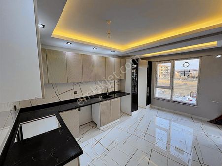 /lider Gayrimenkul'den/yeşiltepe'de 4+1 Katta Ultra Lüx Daire/