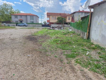 Realty World'dan Pamukova Yenice'de 343m2 Arsa %30 2 Kat İmarlı