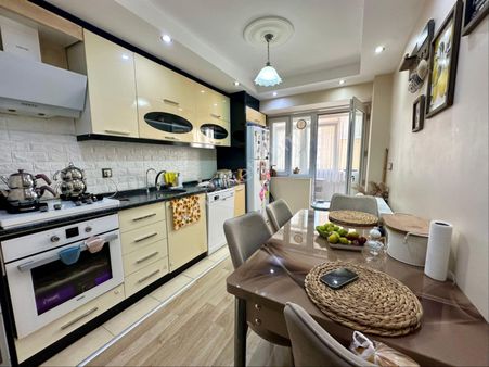 Karamanda Arakat 2+1 110 M2 13 Yaş Fırsat Daire