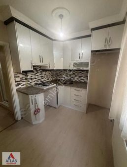 Atlas'tan Çarşının Merkezinde Satılık 3+1 Daire